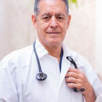 Portrait of Daryna Ponomarenko, an experienced practitioner.